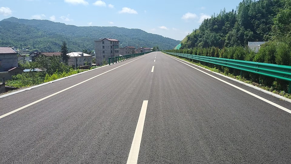 襄十隨神城市群市際、縣際斷頭路、瓶頸路(房縣段）建設(shè)項(xiàng)目